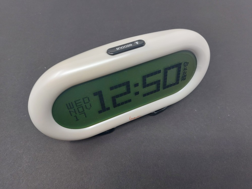 MICHAEL GRAVES DESIGN Postmodern Pearlized White LCD Display Alarm Clock & Date!