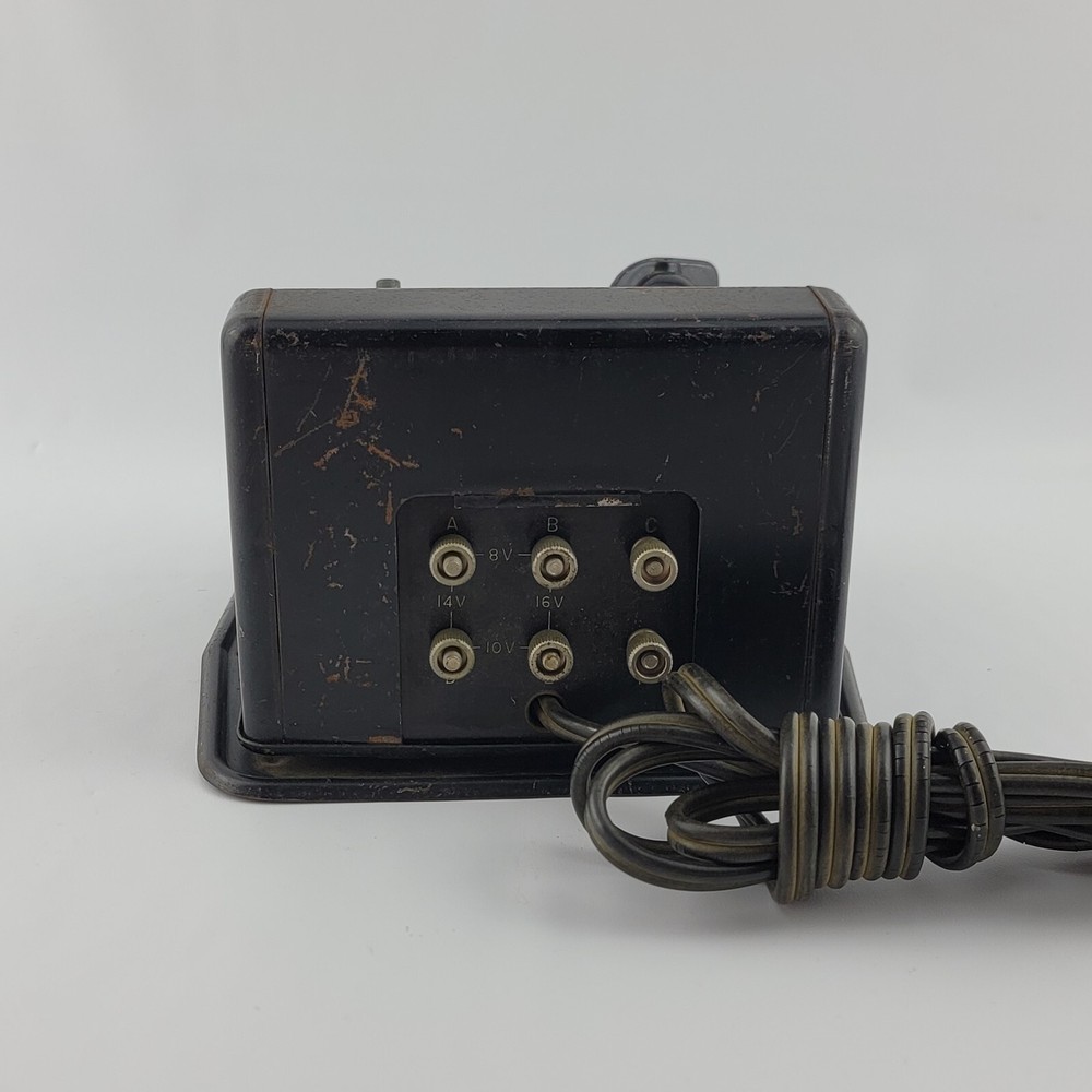 Lionel Type R 110 Watt 115 V Dual TrainMaster Transformer Post War Untested