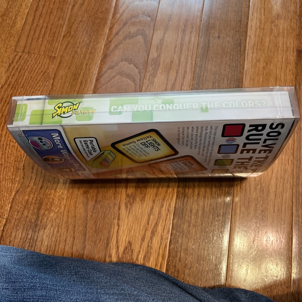 SIMON FLASH SONIC EDITION Hasbro Electronic Game Cubes , Sealed