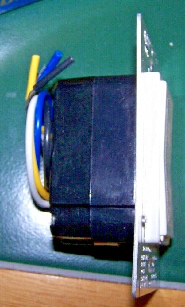 Leviton Microprocessor DIMMER - 10671-A - NIB!