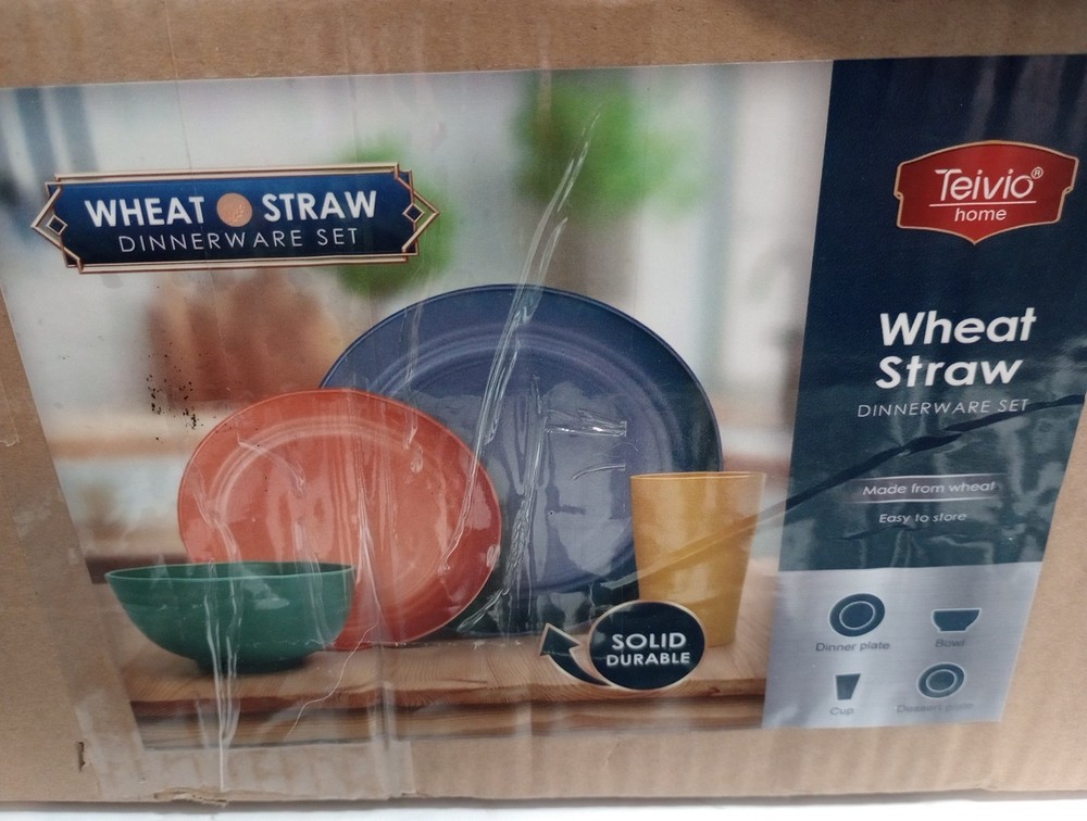 Telvio Wheat Straw Camping Dinnerware Set Setting for 8 W/ Utensils New
