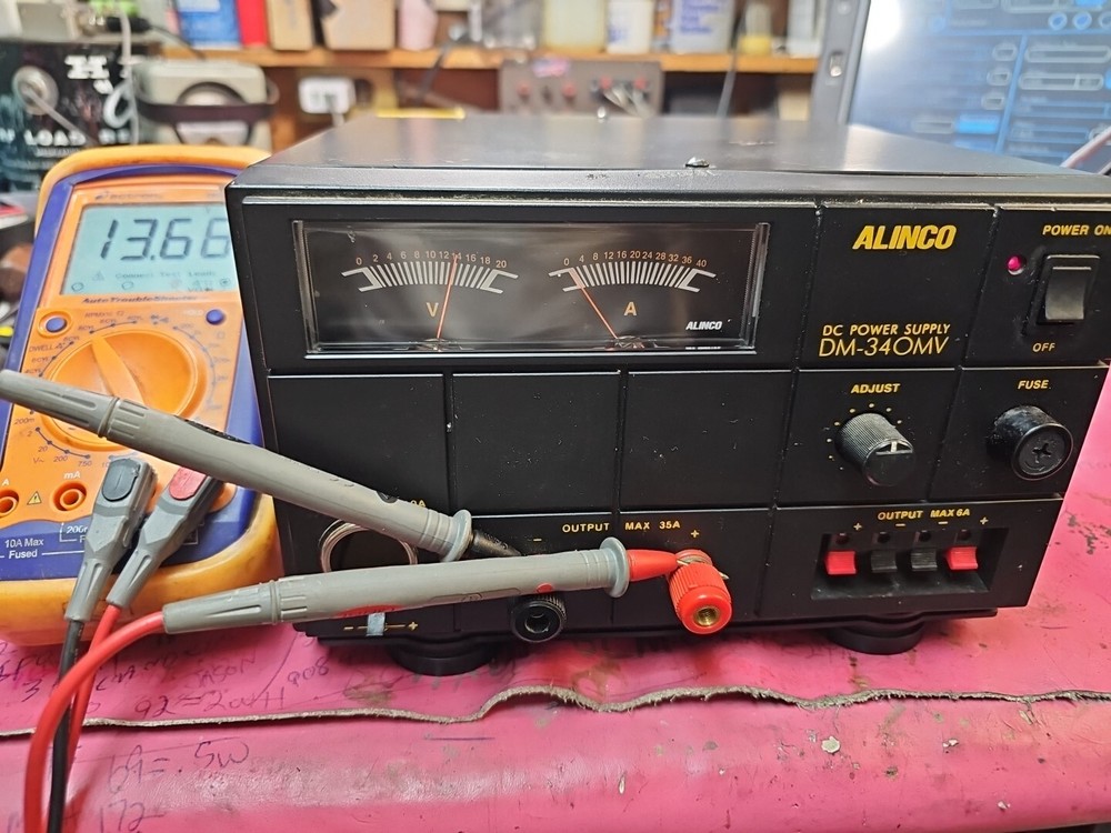Alinco DM-340MV Adjustable Variable 30A DC Power Supply (works well)