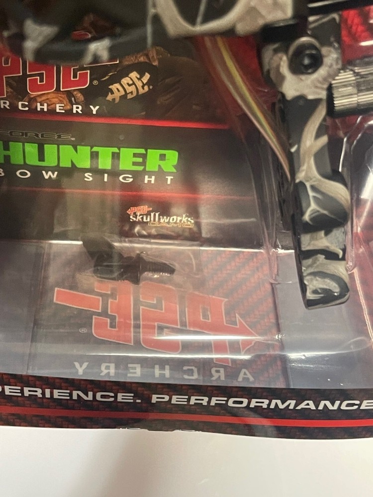 NEW PSE **Skullworks Pattern** Hunter 5 Pin Sight with removable Light