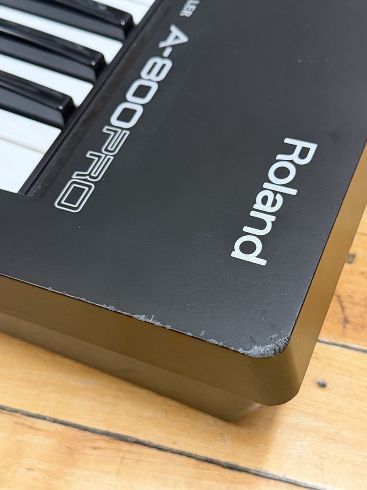 Roland A800 Pro