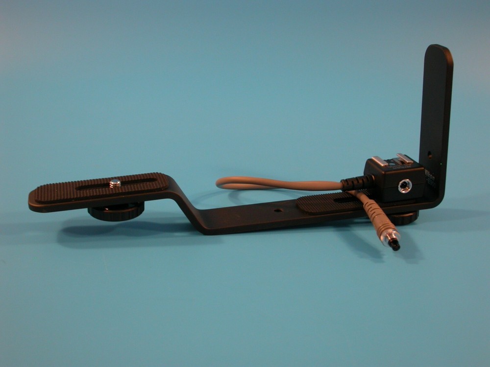 Nikon SK-E900 Multi-Flash Bracket Unit - New