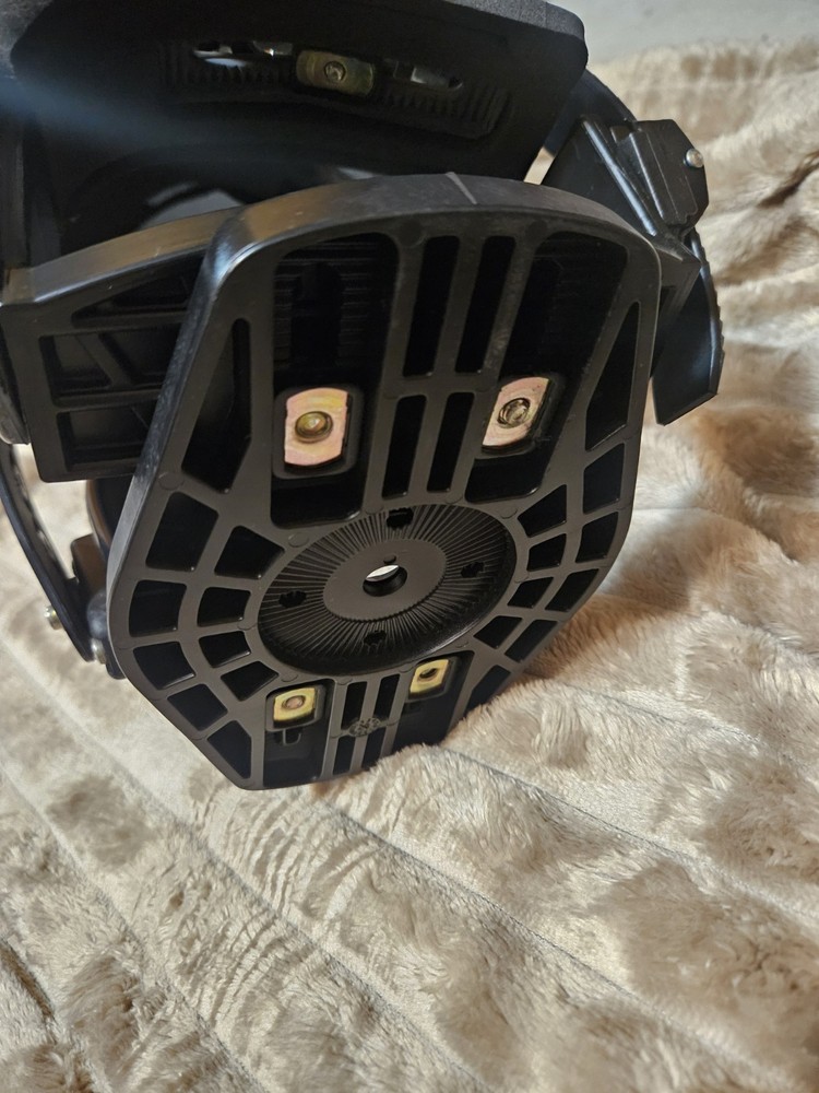 New Wombat Bindings With Mounts And Accessories.