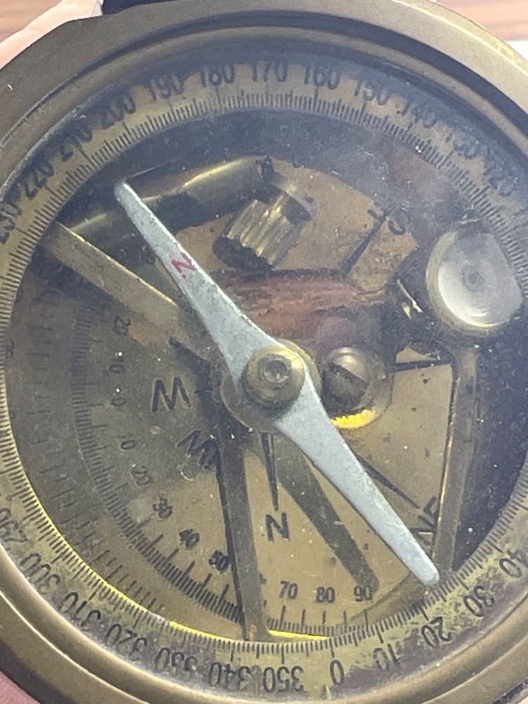 Solid brass nautical calculator (BROKEN). Wooden case