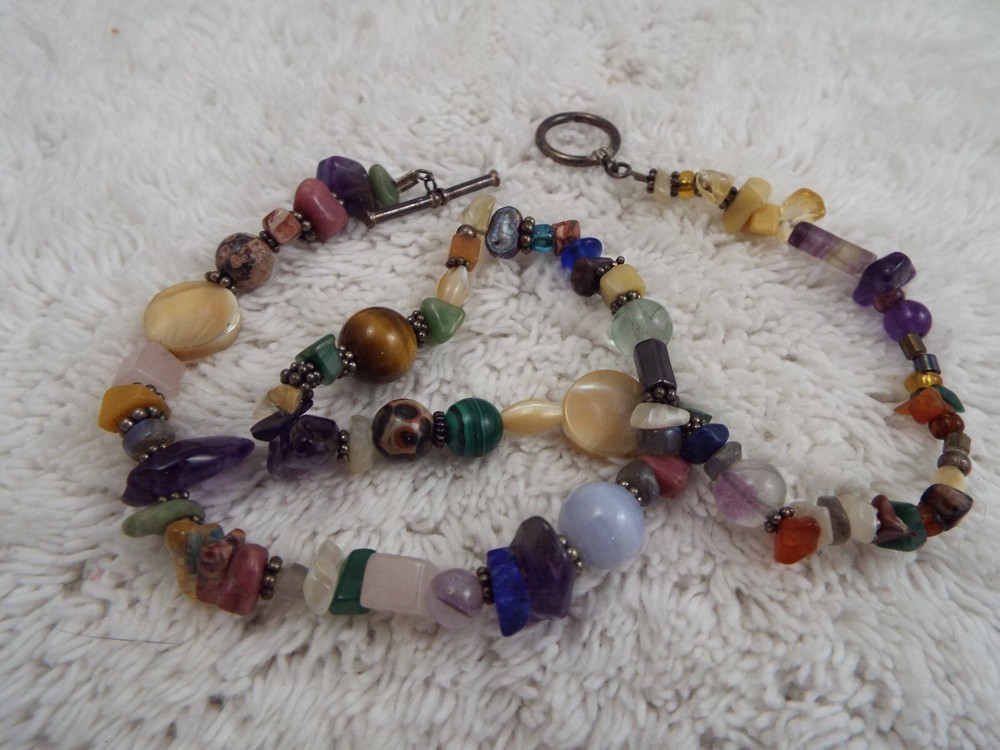 Silvertone Mixed Stone Glass Bead Necklace (C56)