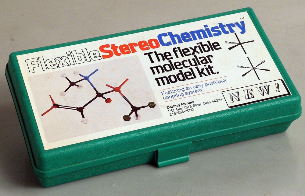 Flexible Stereo Chemistry Atom Molecular Model Kit & Instructions A few Missing