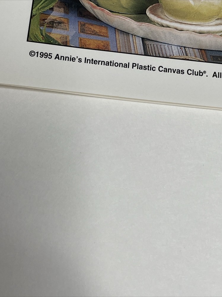 Bluebirds At Home Wreath Annie's Attic Plastic Canvas Pattern