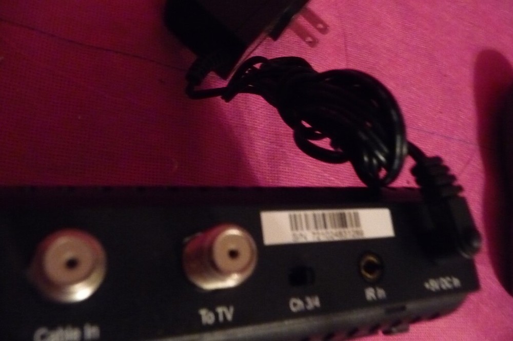 Technicolor Digital Transport Adapter DCI104ICS Remote/ Power Supply UNtested