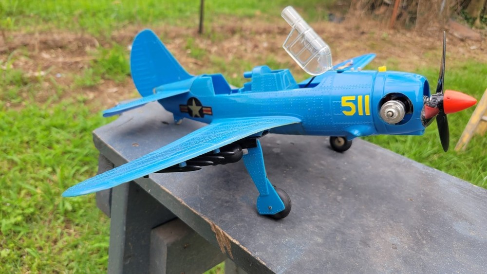 Rare Cox Navy Helldiver Sb2c .049 Thimble Drome