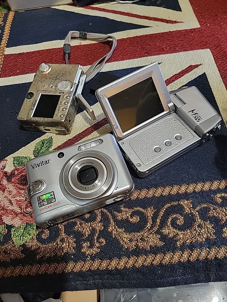 3 Digital Cameras Spares Repairs...