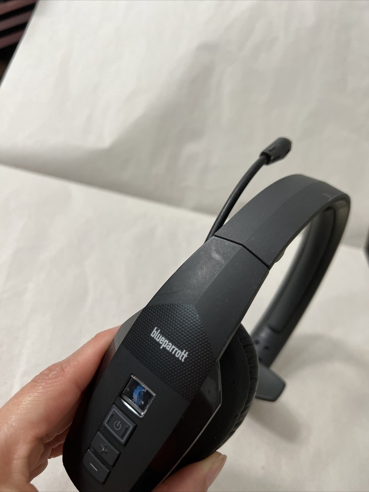 BlueParrott B450-XT Noise Cancelling Bluetooth Headset PREOWNED!