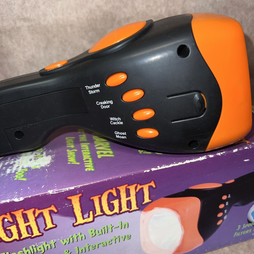 Fright Light Halloween Spooky Flashlight With 8 Built-In Sound Effects - Tested