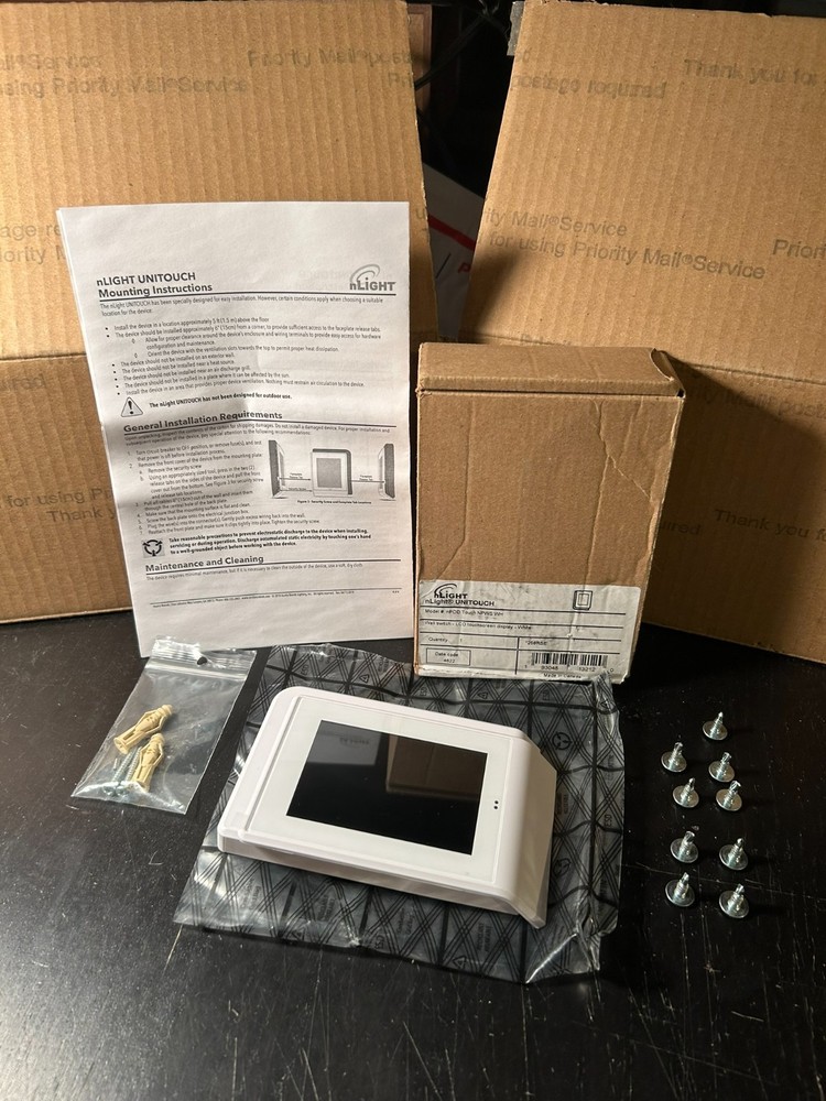 nLight Unitouch nPad Touch NPWS PACDI-UNITW-00 *Never Used*