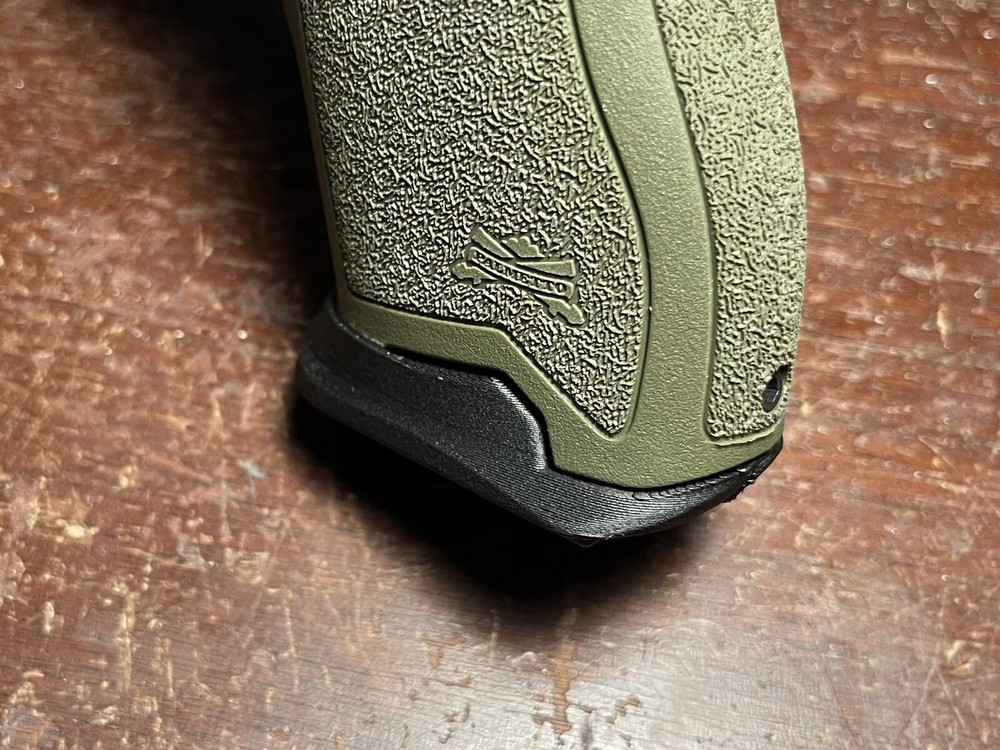 Flared Magwell For PSA Dagger Compact - Carbon Reinforced Nylon