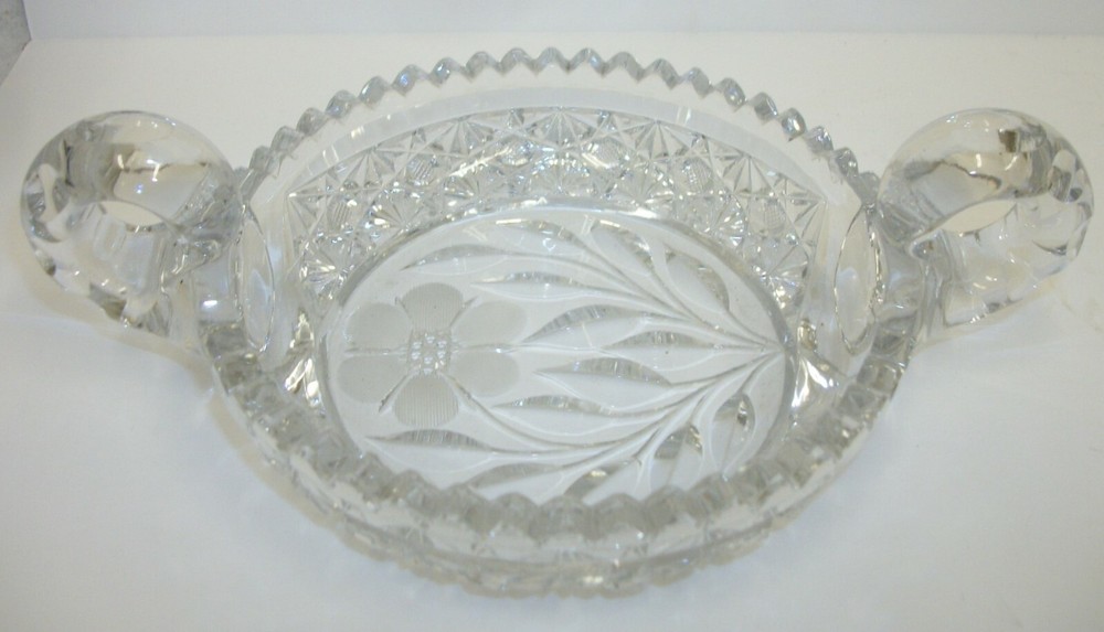 Double Handle Nappy Brillinat Crystal Candy Bon Bon Dish