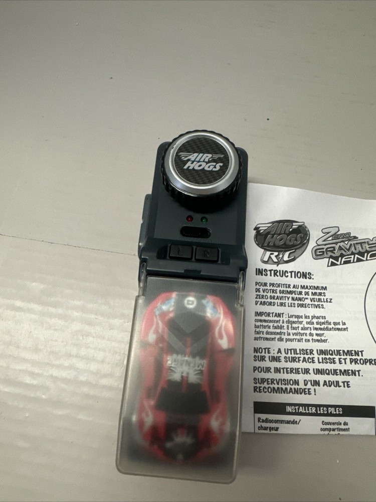 Air Hogs zero gravity nano Menace