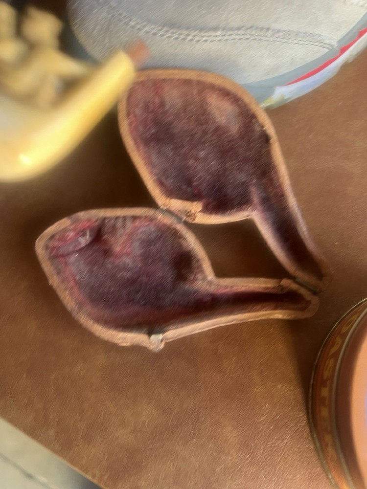 VINTAGE PIPE