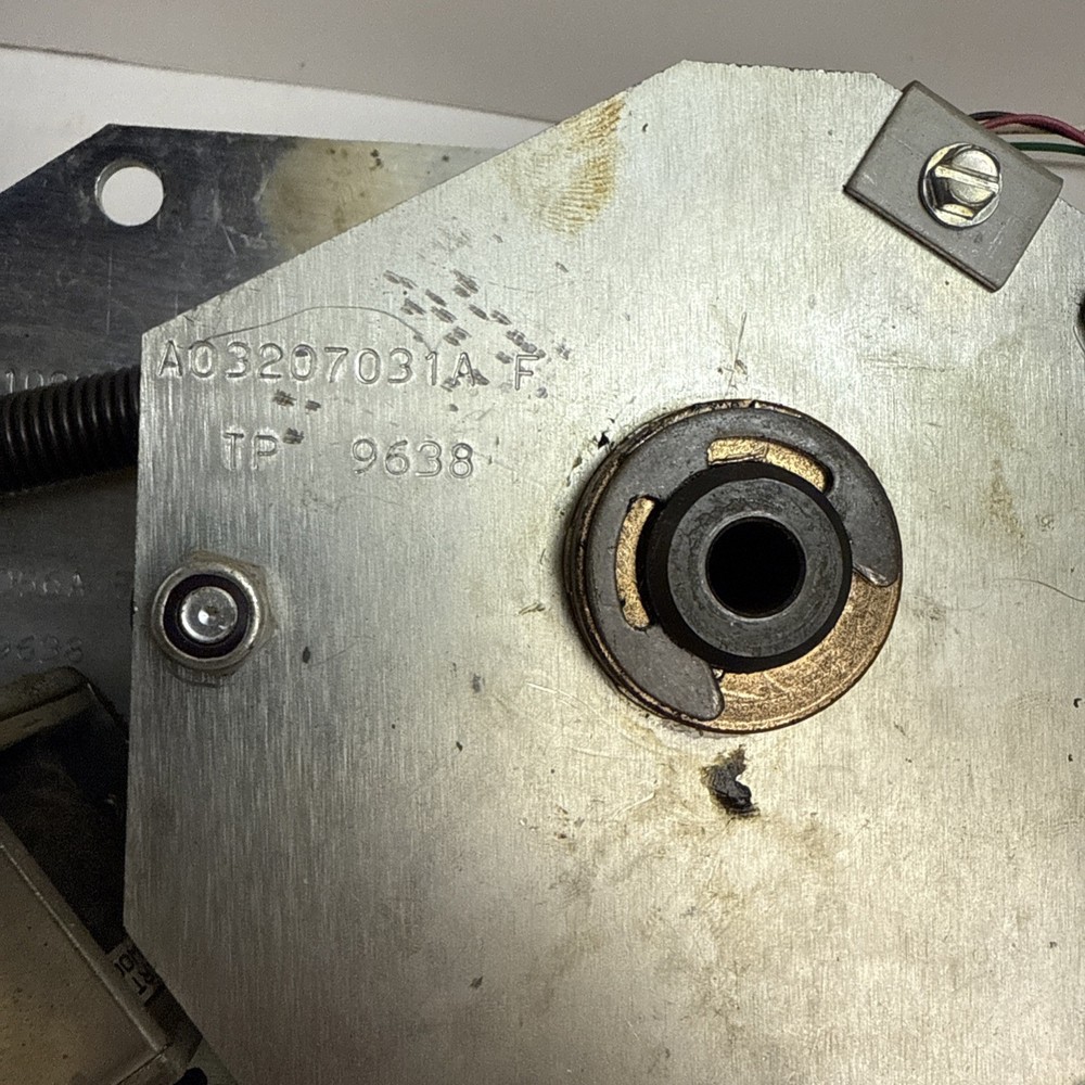 Bally S5500 - 6000 Upright Reel Pull Handle Assembly - Tested & Working -