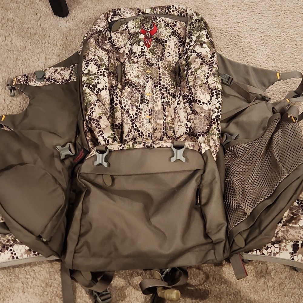 Badlands 2200 backpack