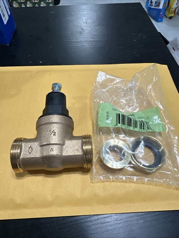 Cash Acme 23882-0045 EB-45U 1/2" Pressure Regulator Valve FNPT x FNPT