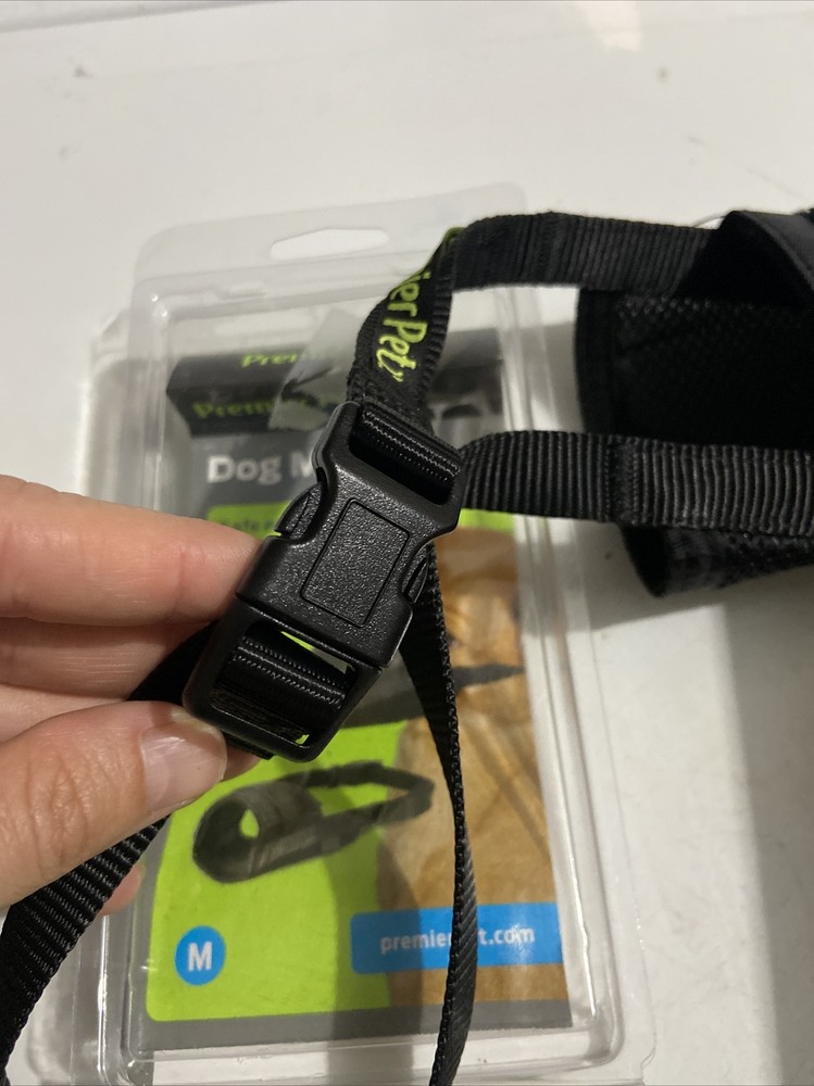 Premier Pet Dog Muzzle M47D .New ,Open Box