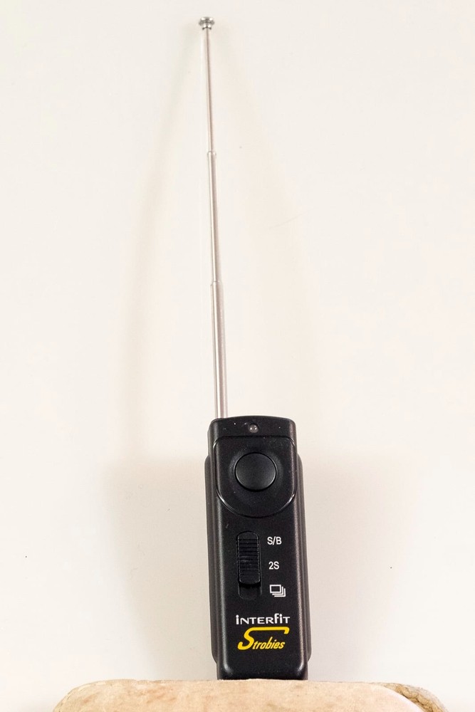 Interfit Strobies Transmitters & Accessories, seem to be for Canon?