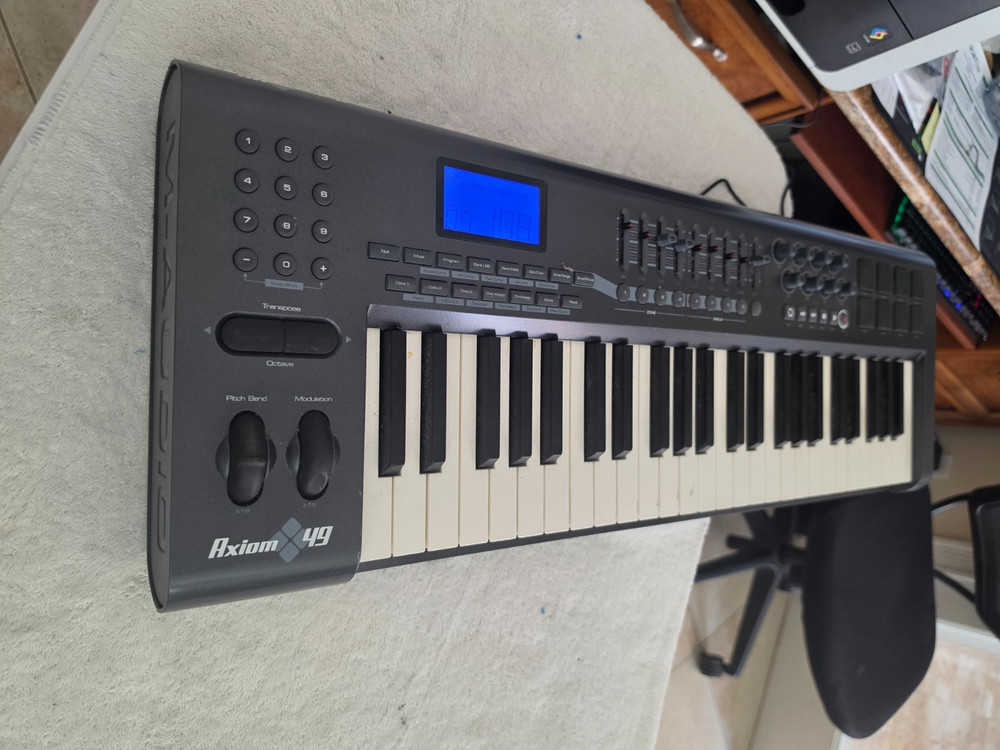M-Audio Axiom 49 Key USB MIDI Keyboard Controller 2000s- Black