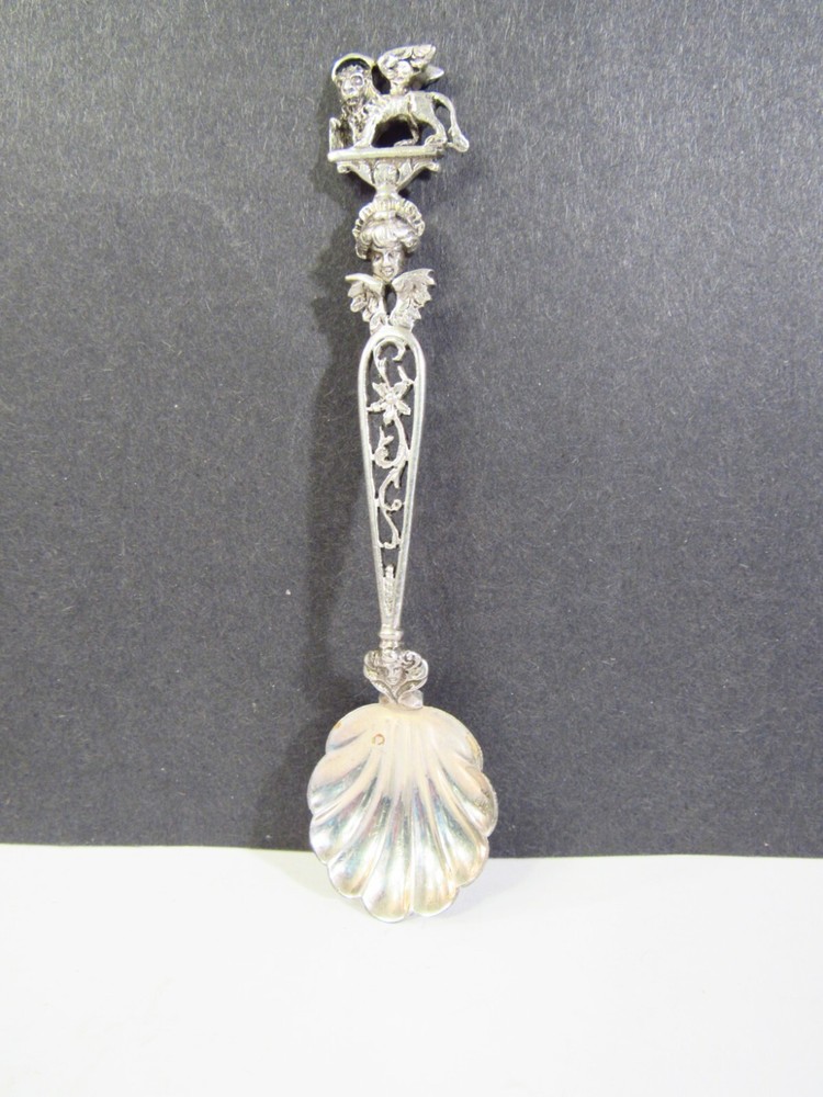 Fancy 3D Figural 800 Silver Scalloped Shell Serving Spoon with Winged Gargoyle