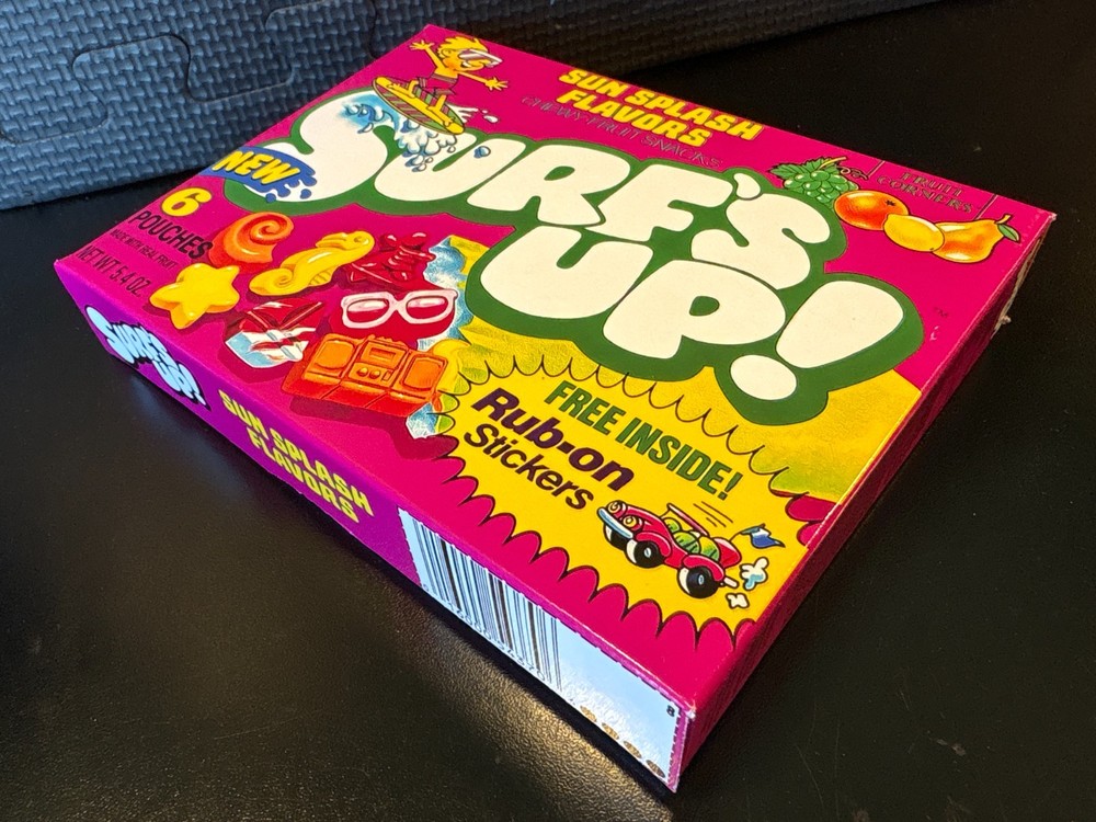 Surfs Up fruit snacks - Empty custom design display box