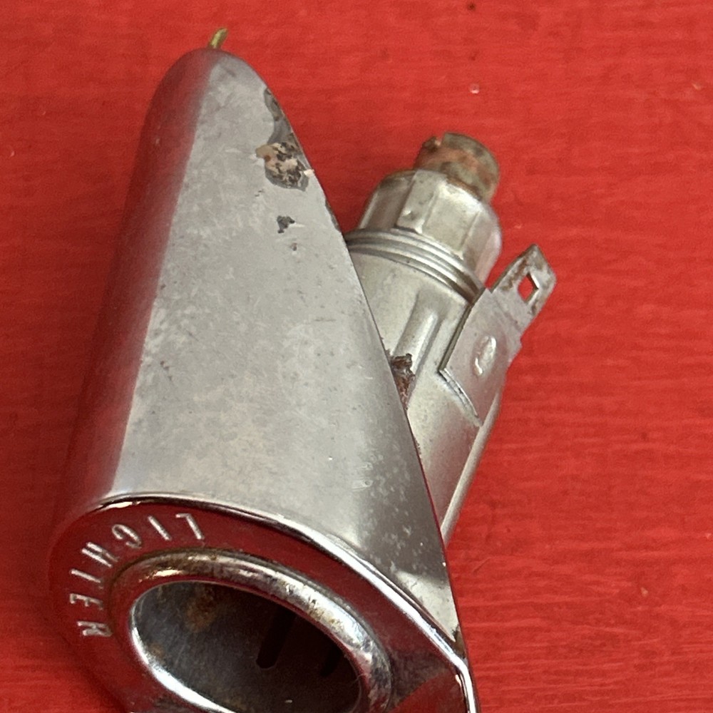 Vintage Lighter Socket 4762351 RH Dash Mount 1960 Buick ?