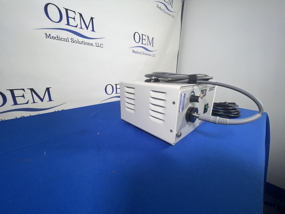 ESI ELECTRO - SURGICAL HALOGEN LIGHT SOURCE HLS-150 TESTED!!!