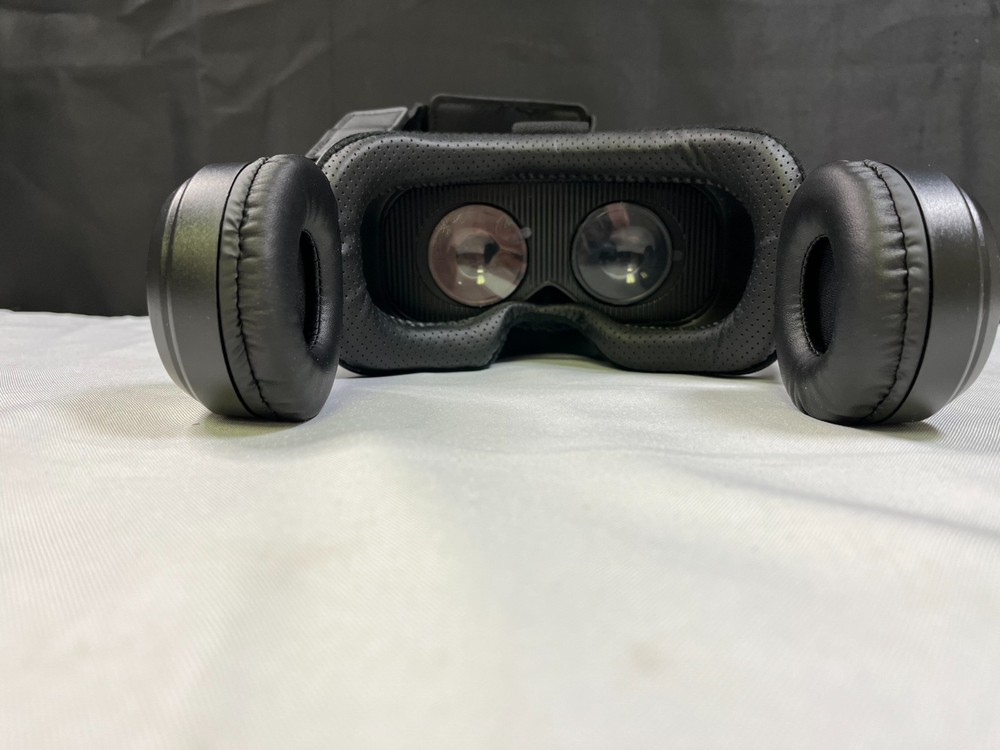 Pansonite Black 3D Glasses Virtual Reality Headset With Remote Controller