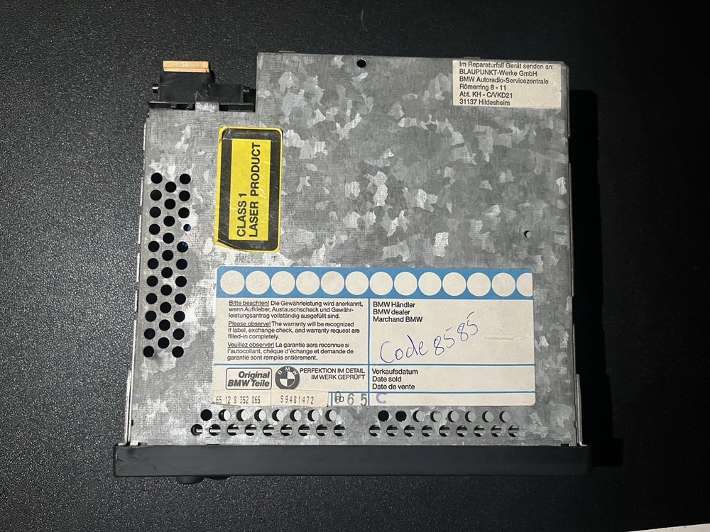BMW Business CD23 with integrated Bluetooth module