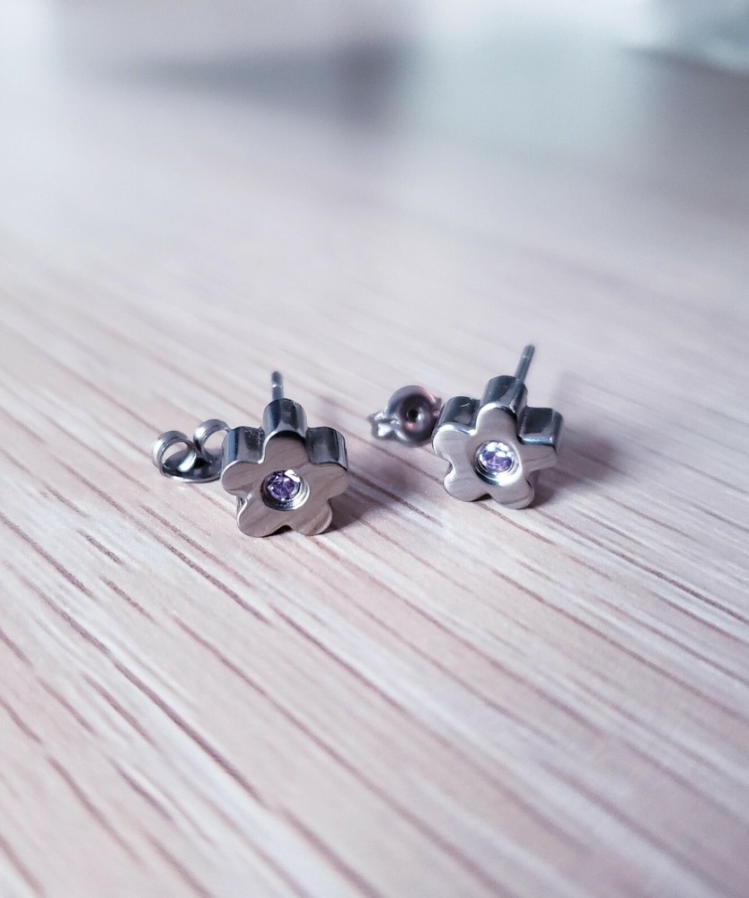 New Titanium Flower Shaped with Stone Earrings