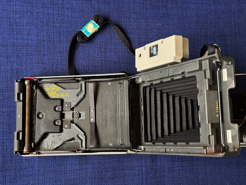 Polaroid Automatic 103 Land Camera – with Vintage bag, flash, papers – untested