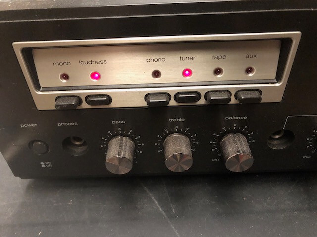 Sharp SM-1122 Stereo Amplifier 5 Pin Din Inputs .Spares/Repairs