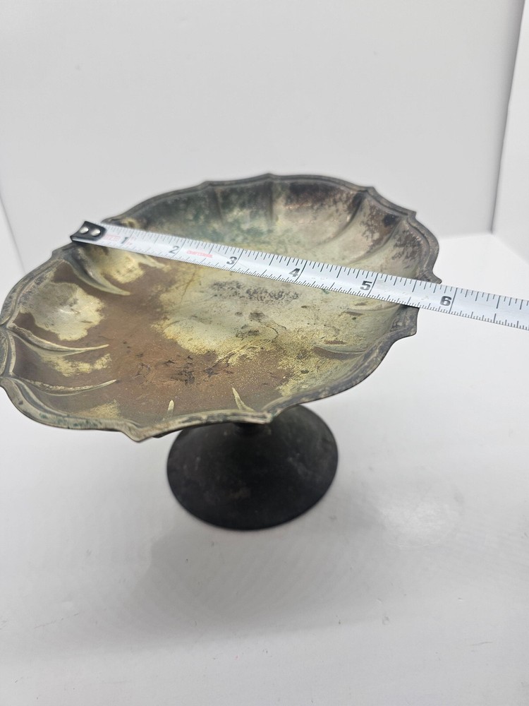 Chippendale International Silver Co. Candy Nut Dish on Pedestal Silverplate