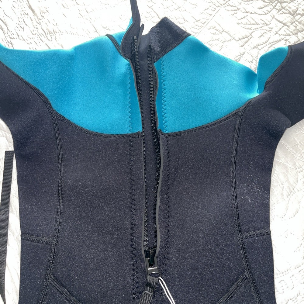 Surqo Kids size 6 Wetsuit