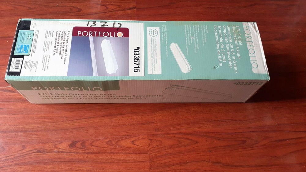 NIB: Nice Modern-Style 27" x 6" 2-Lite Fluorescent CEILING LIGHT (White Finish).