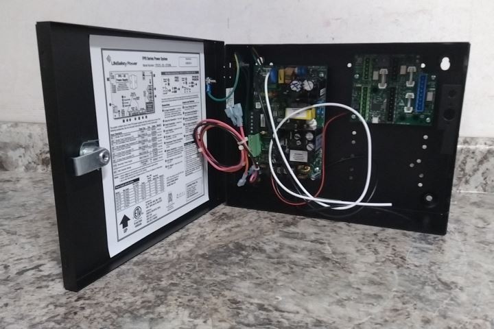 Storm Interface DXPS1W30 120 to 12VDC Steel Access Control System