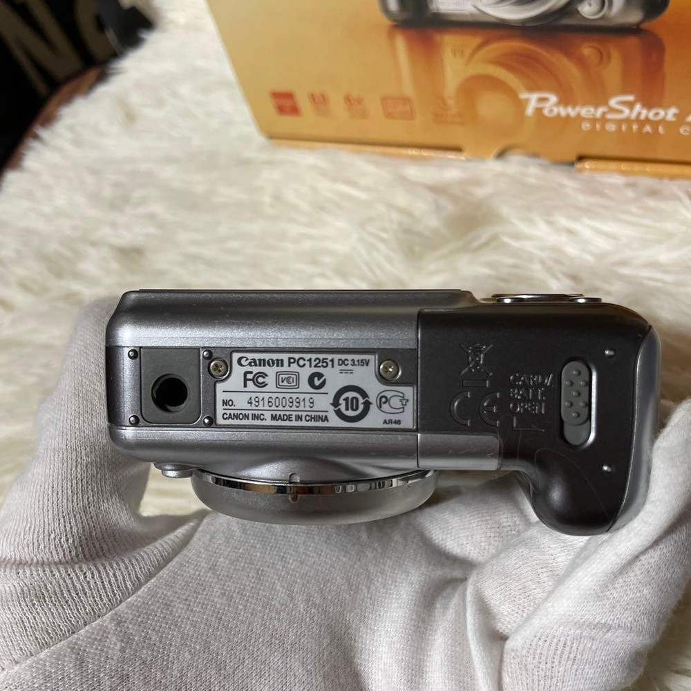 Canon PowerShot A720 IS Digital Camera Box Manual Working Japan