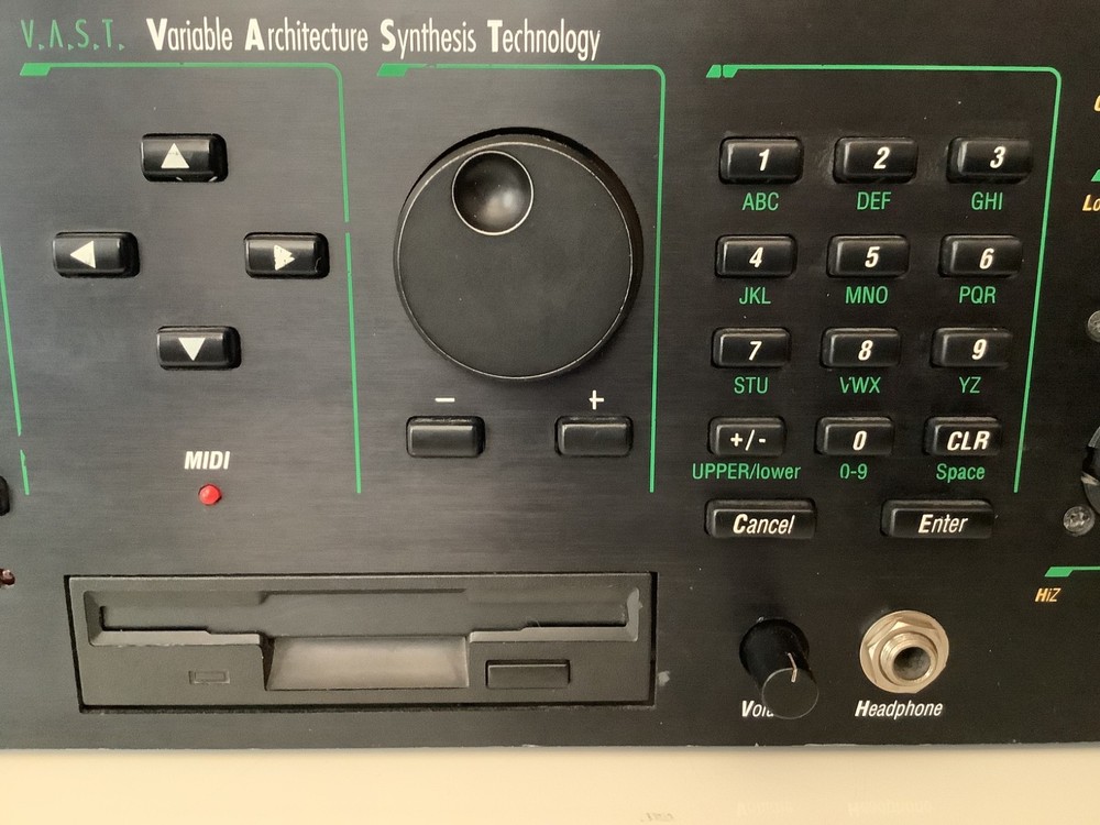 Kurzweil K2500RS VAST Variable Architecture Synthesis Technology