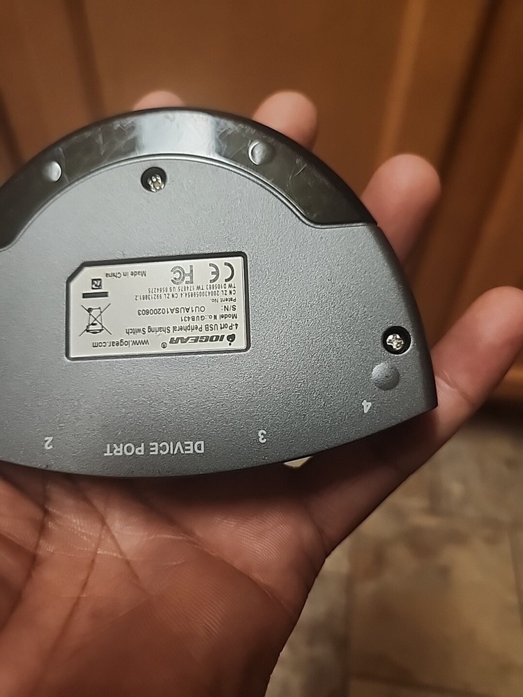 IOGEAR 4-Port USB 2.0 Automatic Printer Switch