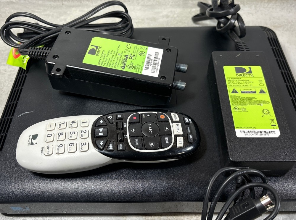 Direct TV Satellite Cable Receiver Bundle HR44-500