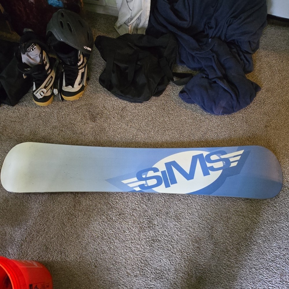 SIMS 55 Access Snowboard 155 cm Red Gray 4x4 Binding Mount Pattern