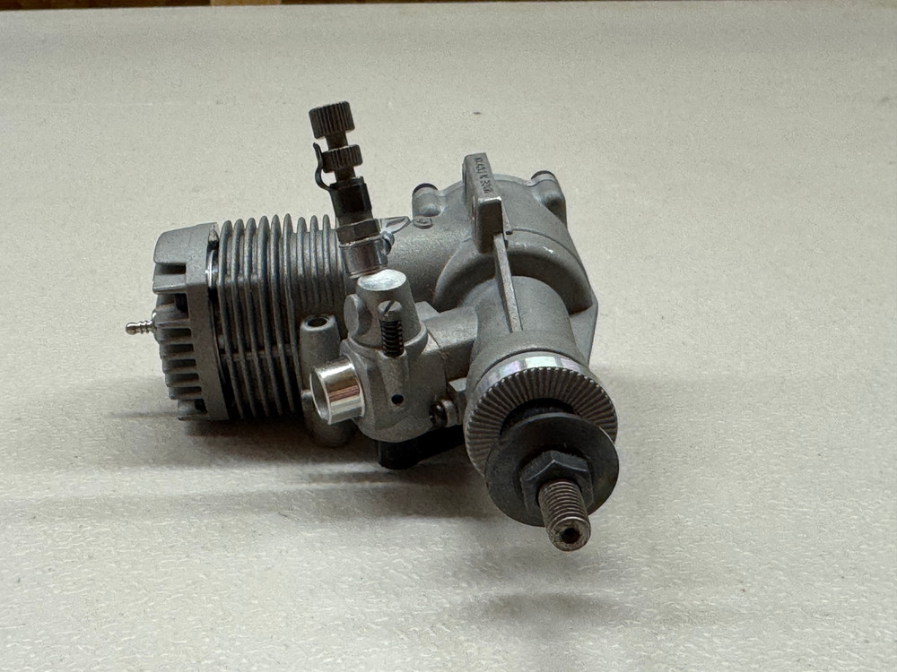 Thunder Tiger GP-42 No. 9041 RC Airplane Engine