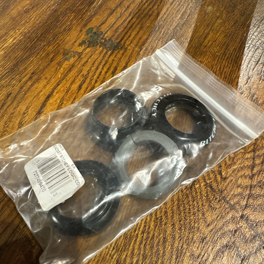 Ritchey Comp Logic 1-1/8 Threadless Headset EC34/28.6 EC34/30 Black